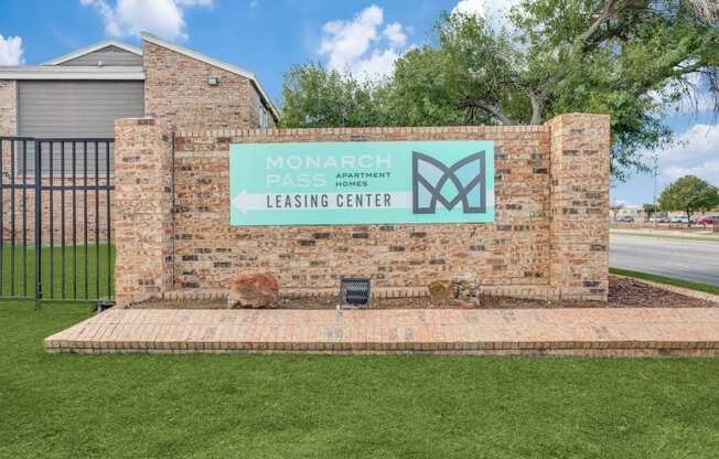 Monarch Pass Apartments in Fort Worth 76119 photo of monument sign