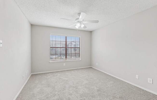 B1 bedroom at Jefferson Place in Irving, Tx