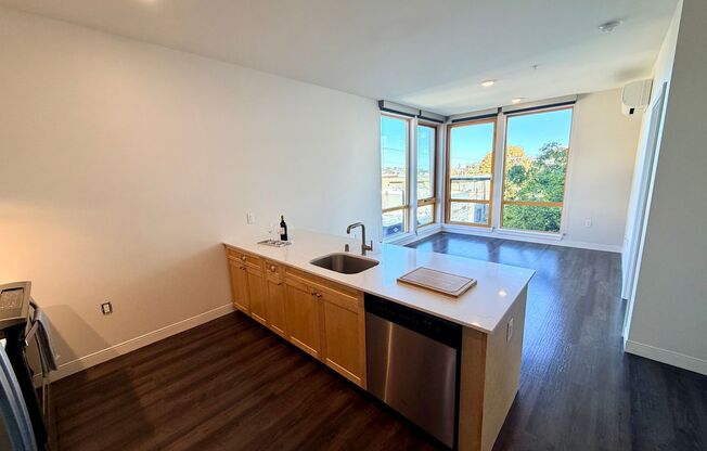 2 beds, 2 baths, 826 sqft, $2,499, Unit Unit 407