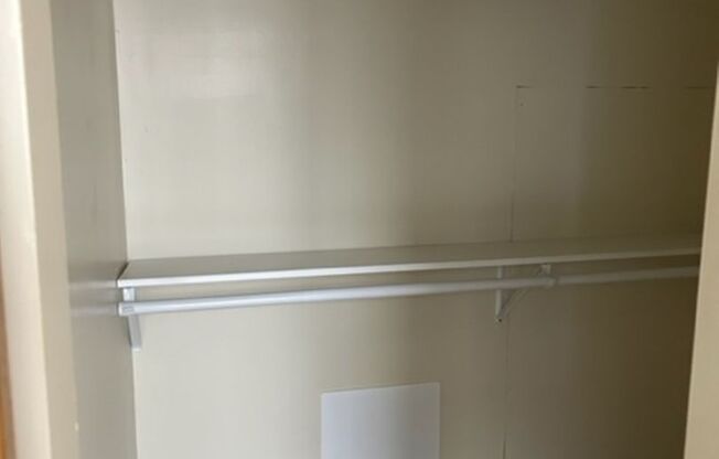 1 bed, 1 bath, 525 sqft, $1,200, Unit 5