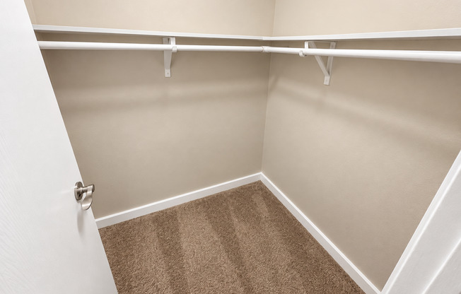 1 bed, 1 bath, 585 sqft, $1,795, Unit A03