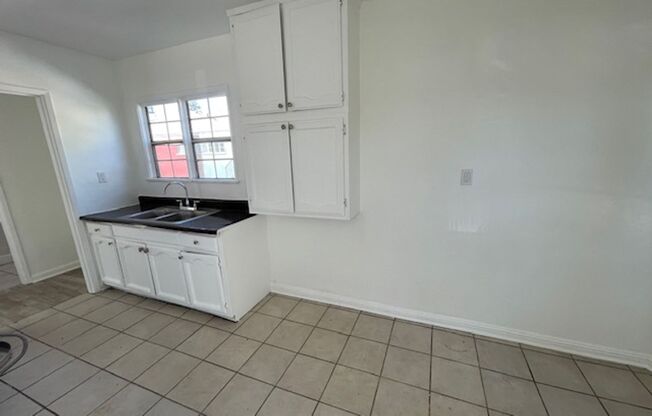 1 bed, 1 bath, $1,825, Unit 6215