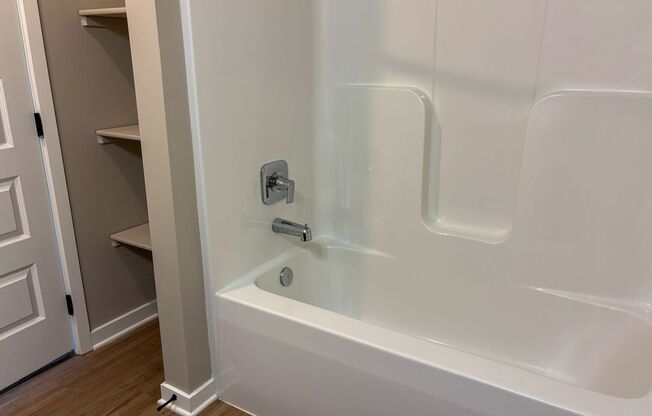 2 beds, 2 baths, 1,303 sqft, $1,899, Unit 228