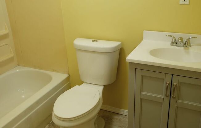 3 bed 2 bath Renovated Rent Home