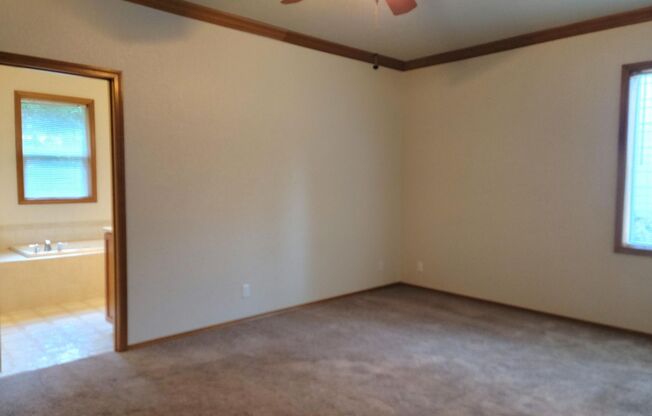 3 beds, 2 baths, $2,900