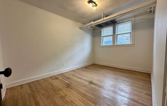 1 bed, 1 bath, 700 sqft, $925, Unit B1