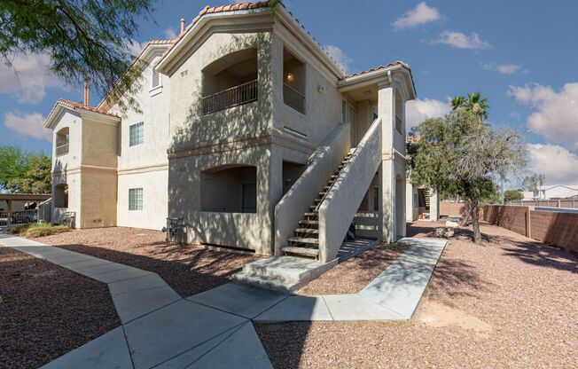 Upstairs 2 br unit in gated community with pool/spa/bbq area