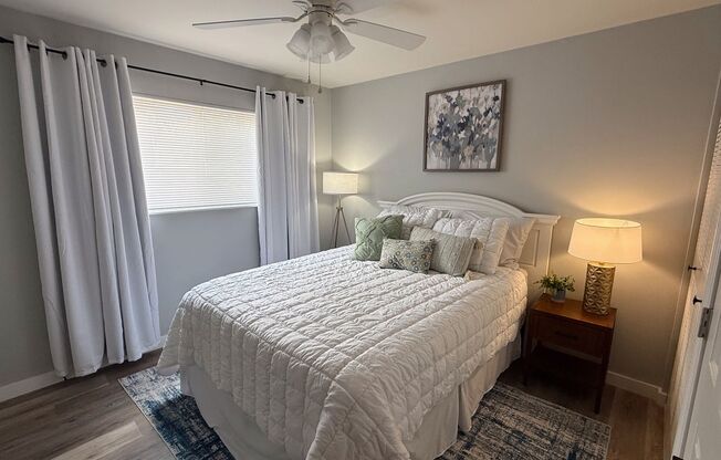 1 bed, 1 bath, 550 sqft, $1,300, Unit 1202