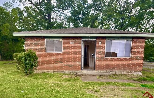 2300 4 AVE