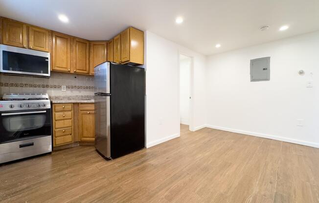 97 10 ROCKAWAY BCH