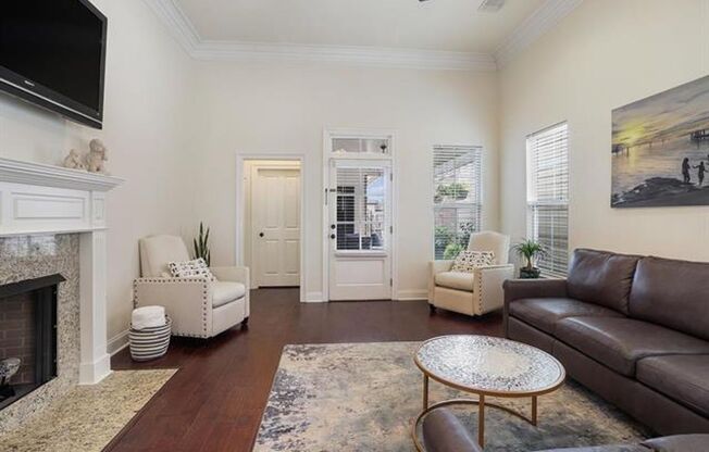 4 Bedroom House House in Gated Community| Community Pool & Gym