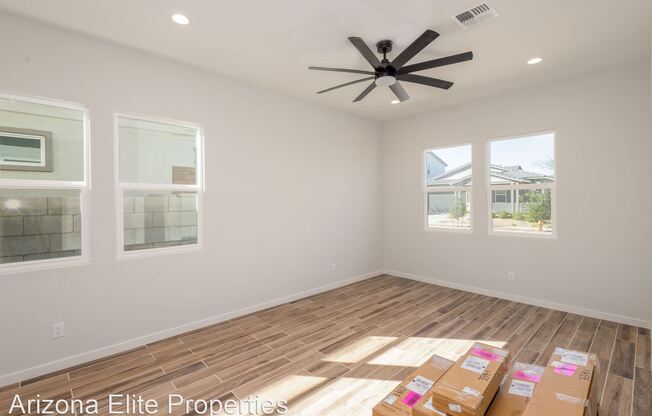 10037 E Toledo