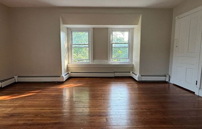 1 bed, 1 bath, $1,195