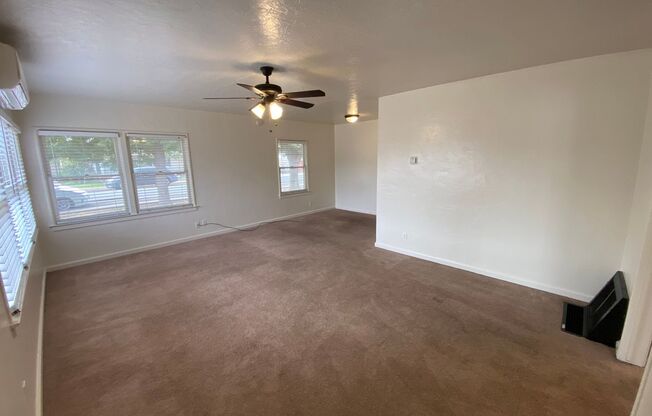 3 bedroom/2bath home in Reedley available for rent!