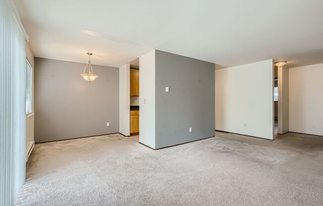 Fabulous Top Floor End Unit 1 Bed 1 Bath Newport Hills Condo!