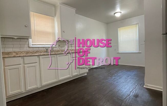 3 beds, 1 bath, $1,000