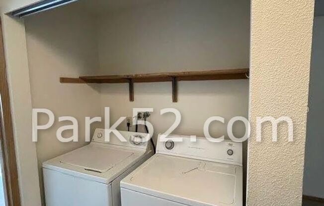 2 beds, 1 bath, $1,450