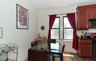 1 bed, 1 bath, $1,350, Unit 1B