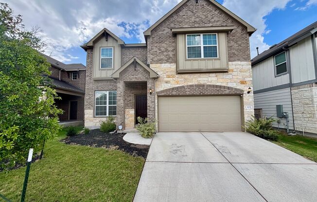 Large Home in Leander!