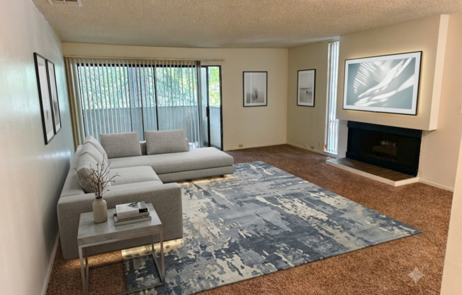 2 beds, 1 bath, 1,055 sqft, $2,025, Unit 51119
