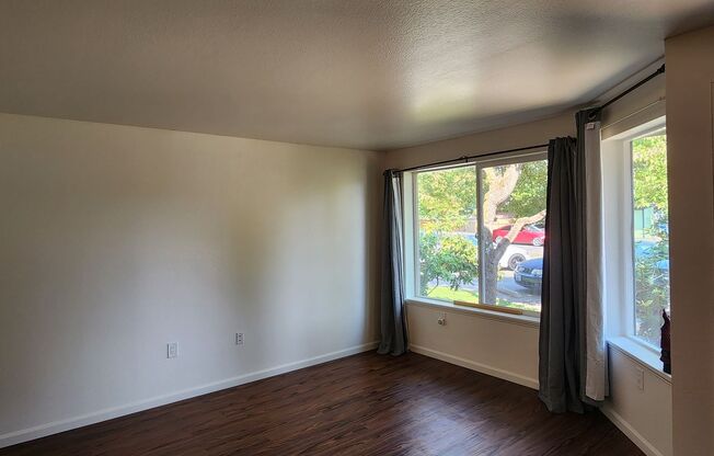 Beautiful 2 Bedroom, 1.5 Bath Townhouse Style Apartment, Monroe $2250.00 per/mo