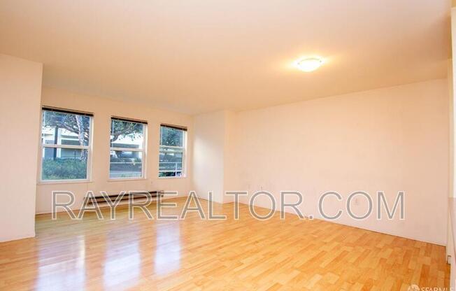 2225 23rd Street, Unit 213