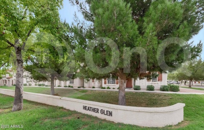 2 beds, 2.5 baths, 1,120 sqft, $1,675, Unit 1049