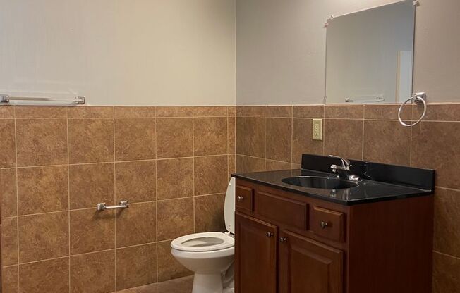 2 beds, 2 baths, 1,500 sqft, $1,800, Unit Unit 265