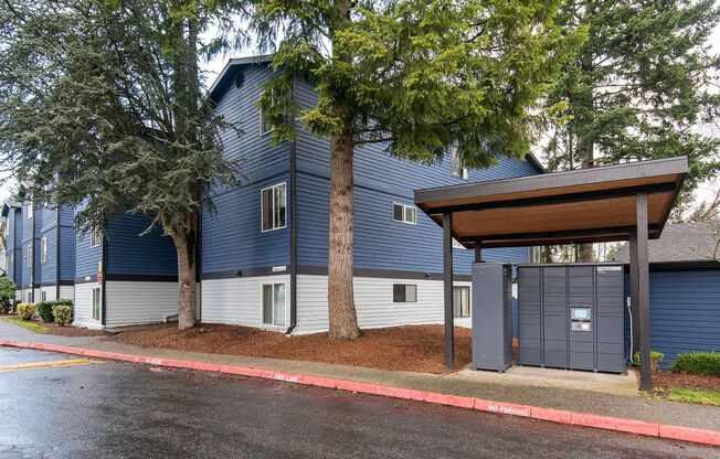 1 bed, 1 bath, 680 sqft, $1,751, Unit F104