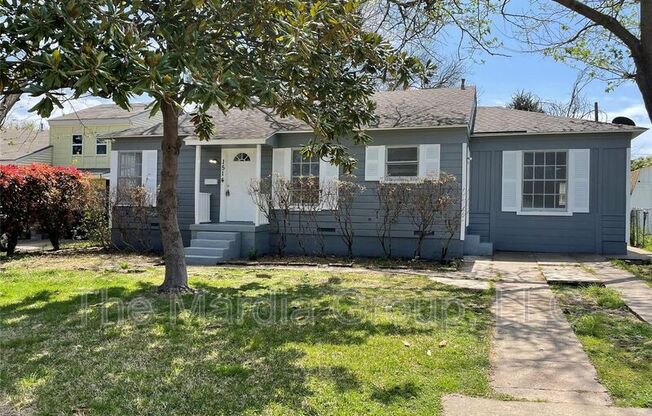 1514 Cedar Crest
