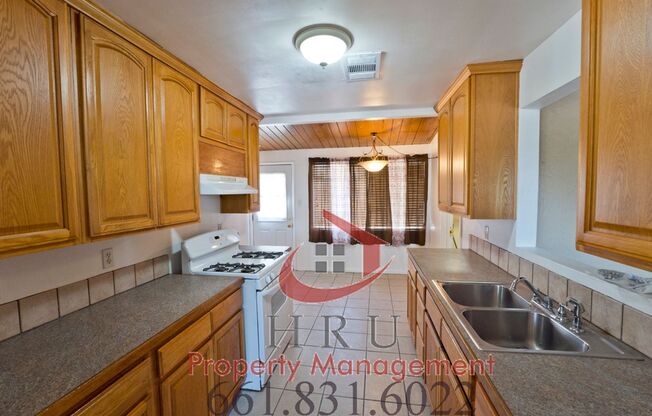 3 beds, 1 bath, $1,600