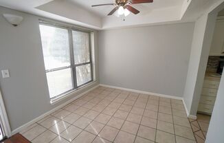 3 beds, 2 baths, $1,100