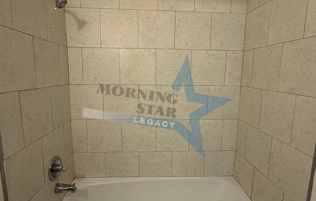 2 beds, 1 bath, 500 sqft, $800, Unit E09