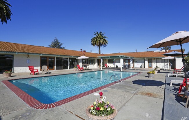 3 beds, 2 baths, 1,100 sqft, $3,850, Unit 133