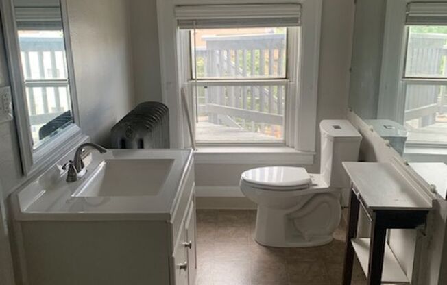 1 bed, 1 bath, $1,450, Unit 4