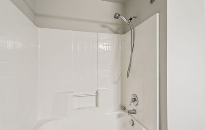 2 beds, 2 baths, 1,363 sqft, $3,295, Unit B440