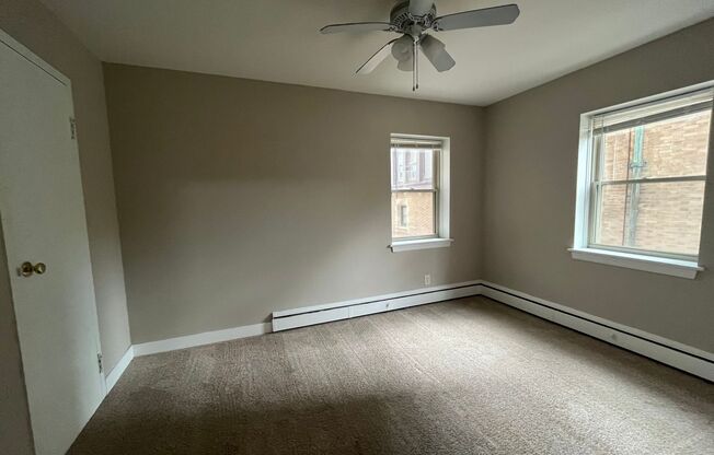 1 bed, 1 bath, $1,150, Unit 304
