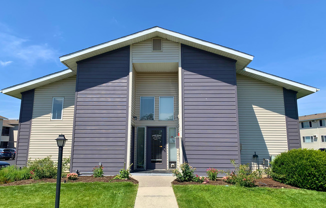 Leasing Office