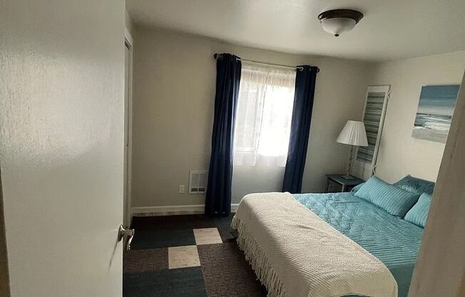 2 beds, 1 bath, $1,750