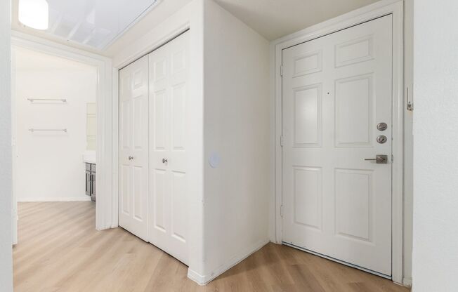 1 bed, 1 bath, $1,250, Unit # 3041