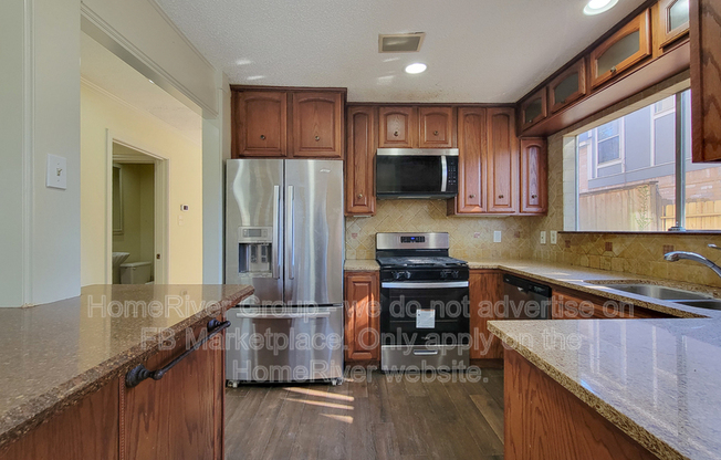 6215 FRANCIS MARION DR