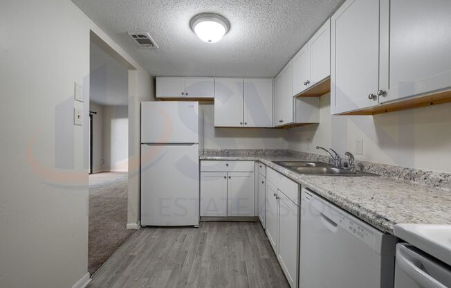 Charming 2-Bedroom Condo for Rent in Chapel Hill, NC | 104-F Bolinwood Condominiums