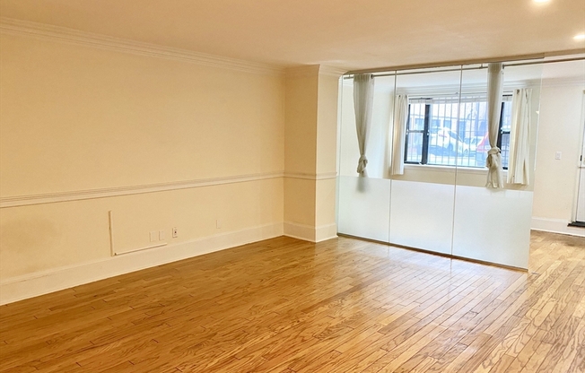 280 Commonwealth Ave.