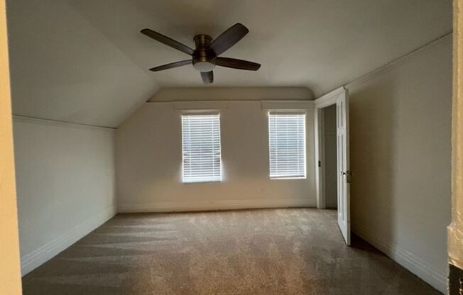 3 beds, 1 bath, $3,495, Unit 1441