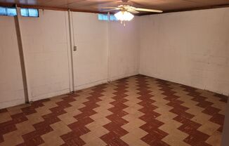 3 beds, 1 bath, $1,200