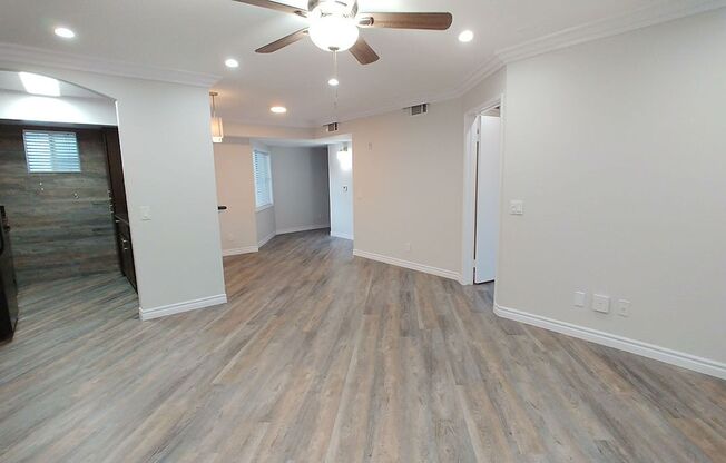 2 beds, 2 baths, 950 sqft, $2,850, Unit 320