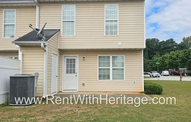 3 beds, 2.5 baths, $1,750