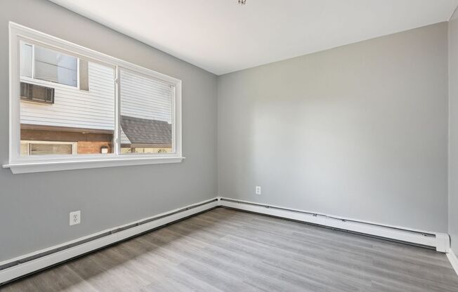 2 beds, 1 bath, 763 sqft, $1,585, Unit A5