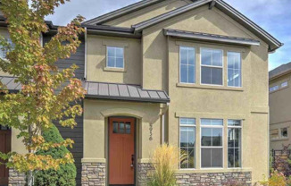 2 bed, 2.5 bath Exquisite Harris Ranch Mill District Square Townhome!