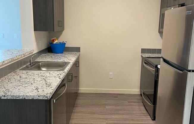 1 bed, 1 bath, 596 sqft, $1,539, Unit 301